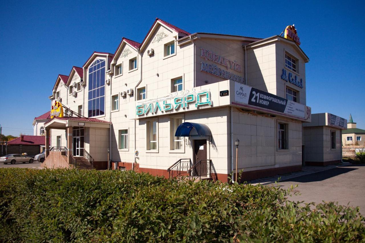 Ak Samal Hotel 卡拉甘达 外观 照片