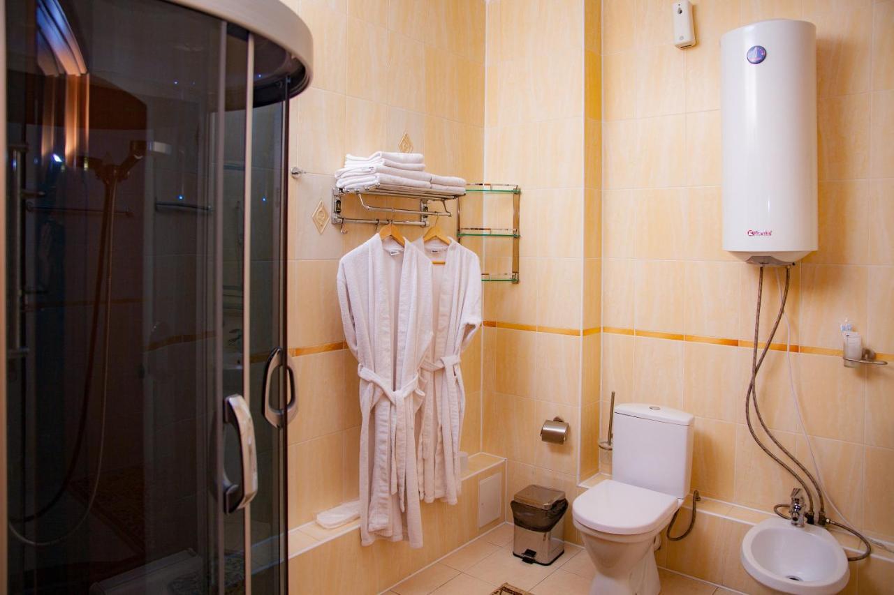Ak Samal Hotel 卡拉甘达 外观 照片